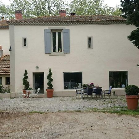 Manoir En Crau Hotel Arles Buitenkant foto