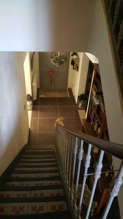 Manoir En Crau Hotel Arles Buitenkant foto
